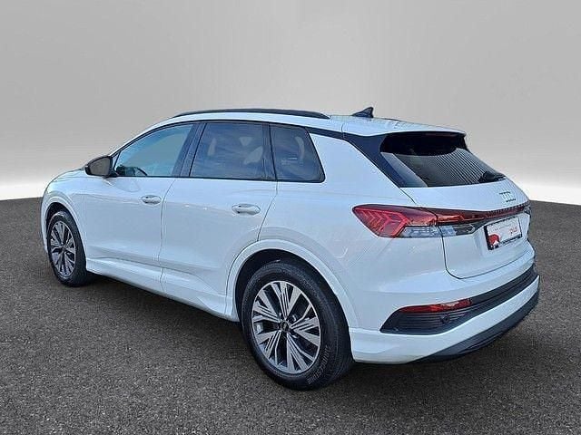 Gebraucht Audi Q4 e-tron Ambiente 150 kW (204 PS) 2022 Weiß SUV