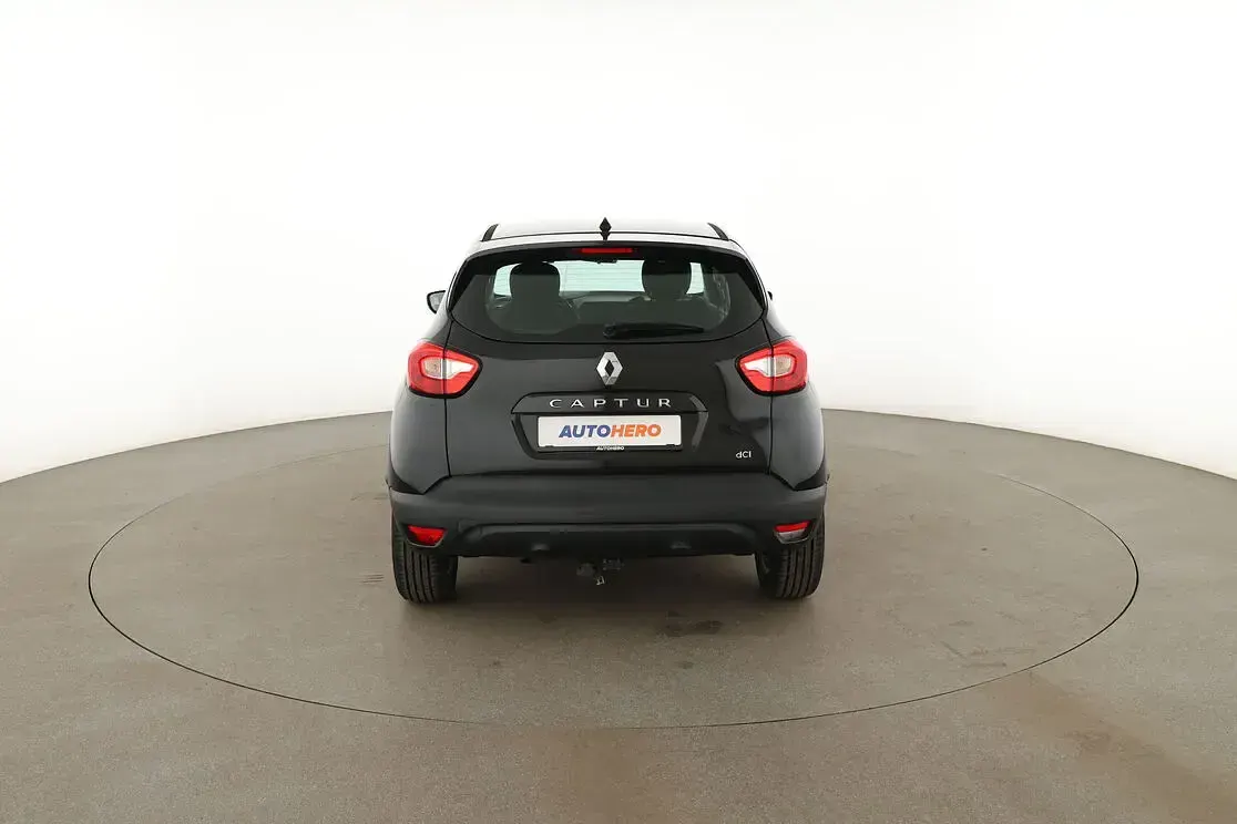 Gebraucht Renault Captur Dynamique 110 PS (80 kW) 2015 Schwarz SUV