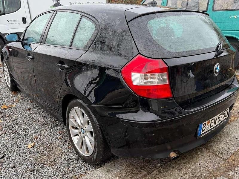 Schwarz Gebraucht 2007 BMW 118 Kleinwagen | 1.490 € (Superpreis) - Bild 1/4