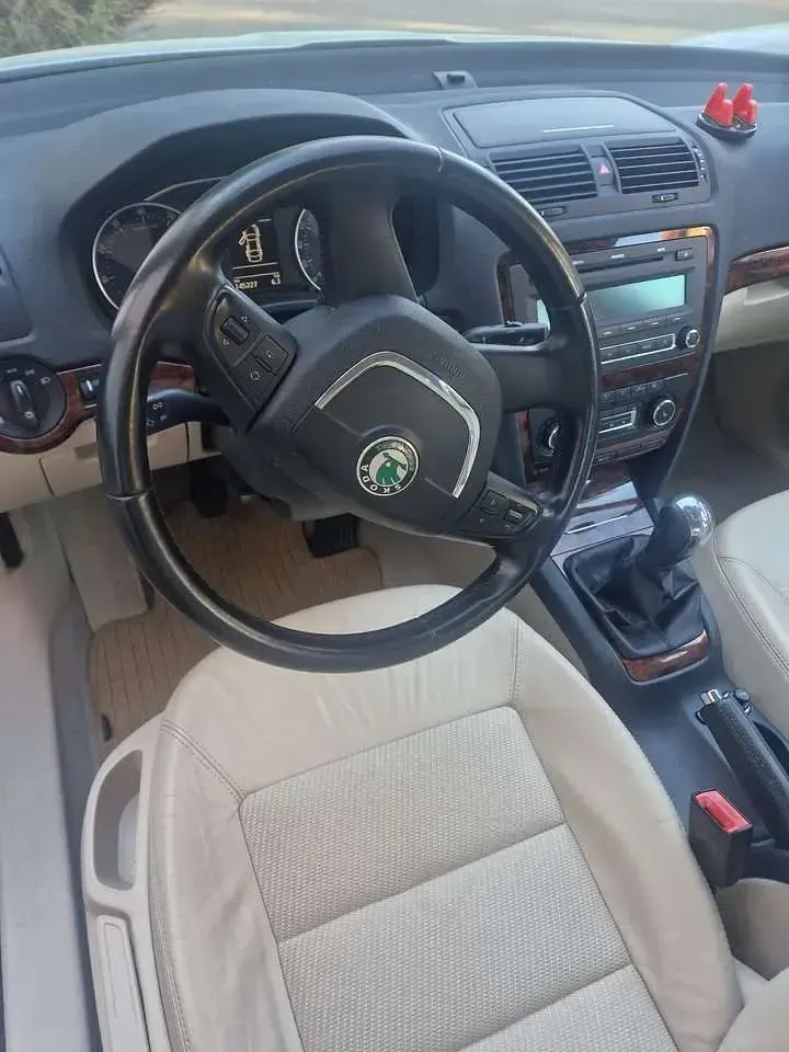 Gebraucht Skoda Octavia Sport 160 PS (117 kW) 2010 Kombi