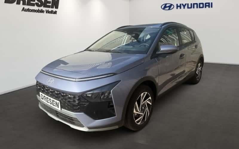 Blau Neu 2025 Hyundai Bayon Trend SUV | 23.990 € (Fairer Preis) - Bild 1/4