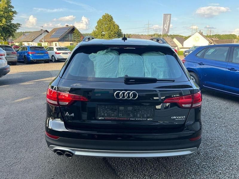 Gebraucht Audi A4 Allroad 163 PS (119 kW) 2018 Schwarz Kombi