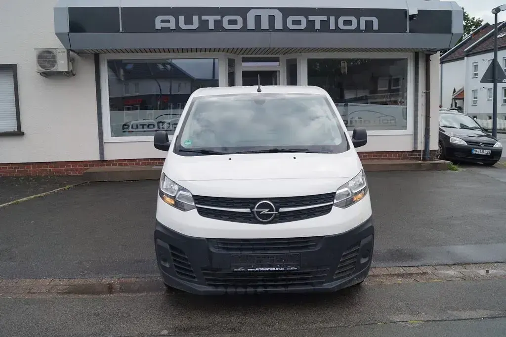 Gebraucht Opel Vivaro Edition 120 PS (88 kW) 2020 Weiß Van / Kleinbus