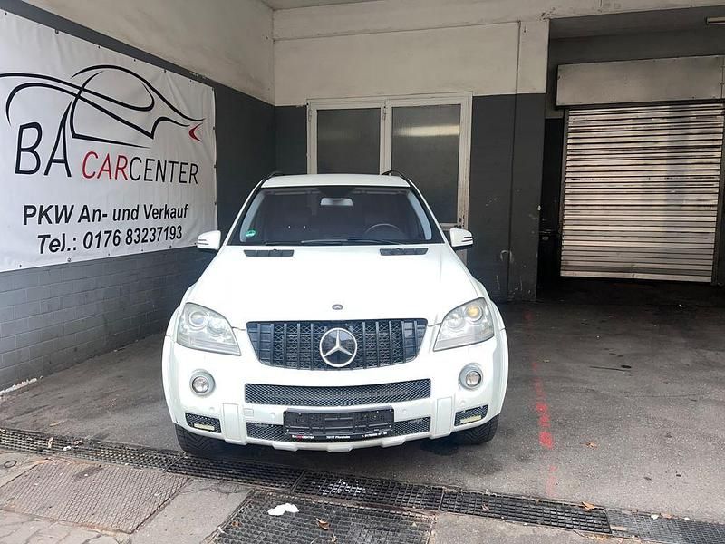 Gebraucht Mercedes ML320 224 PS (164 kW) 2007 Weiß SUV