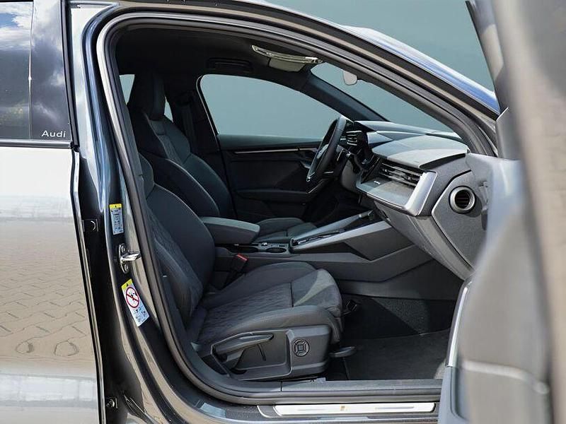 Gebraucht Audi RS3 400 PS (294 kW) 2025 Grau Limousine