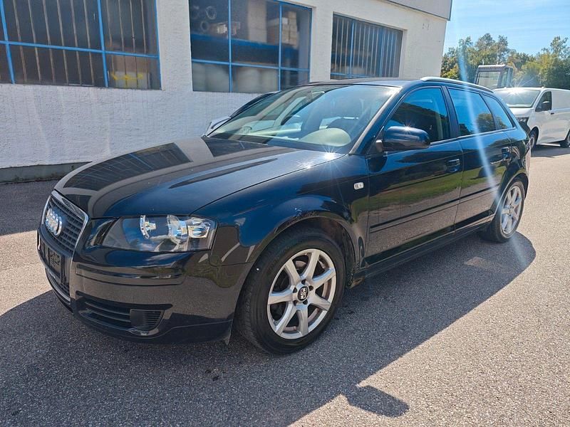 Schwarz Gebraucht 2007 Audi A3 Sportback Attraction Kleinwagen | 1.499 € (Superpreis) - Bild 1/4
