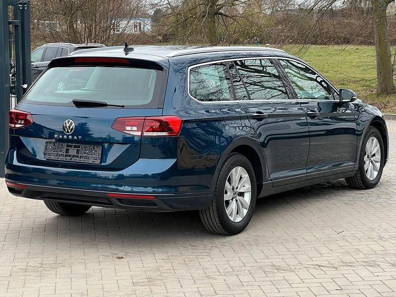 Second-hand VW Passat Business 150 CP (110 kW) 2021 Albastru Break