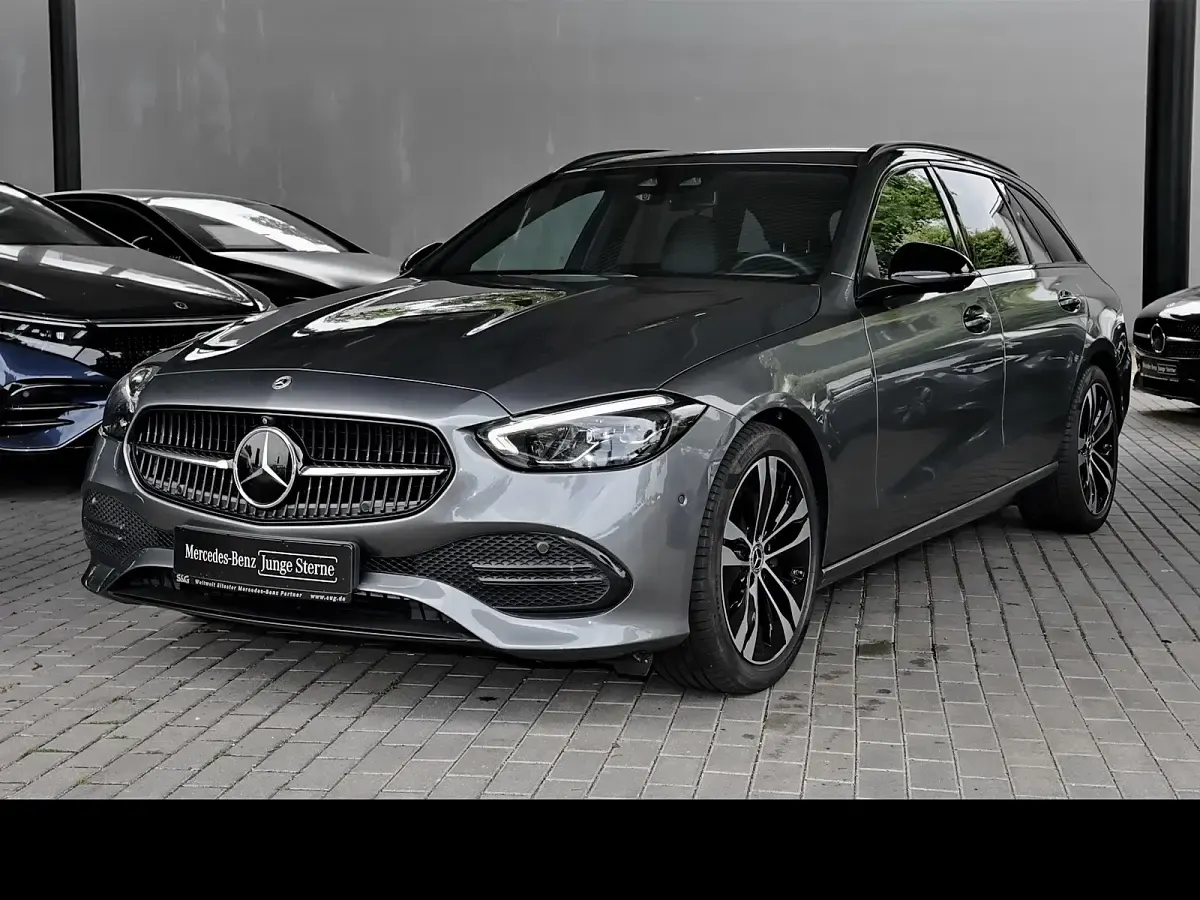 Gebraucht Mercedes C220 Avantgarde 200 PS (147 kW) 2023 Kombi