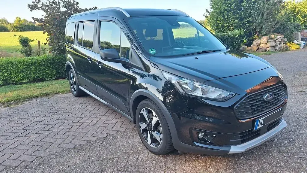 Gebraucht Ford Tourneo Titanium 120 PS (88 kW) 2021 Schwarz Van / Kleinbus