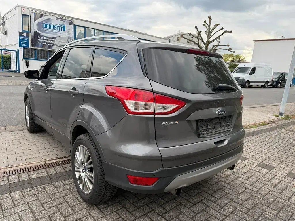 Gebraucht Ford Kuga 150 PS (110 kW) 2014 Grau SUV