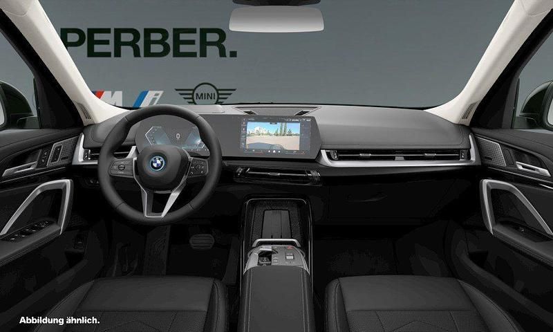 Gebraucht BMW iX1 xLine 150 kW (204 PS) 2024 Schwarz SUV