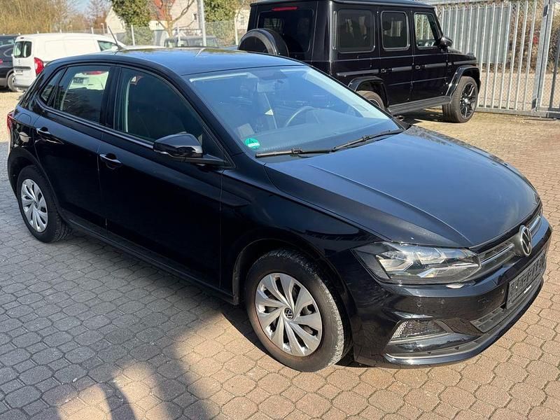 Gebraucht VW Polo Comfortline 95 PS (69 kW) 2021 Schwarz Kleinwagen