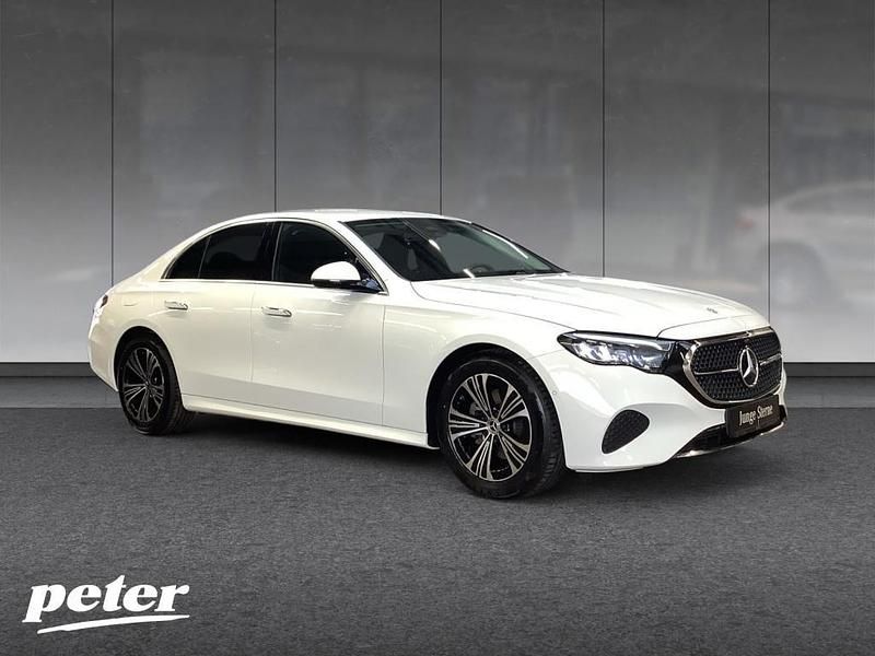 Gebraucht Mercedes E200 Advanced 204 PS (150 kW) 2024 Unilack polarweiß Limousine