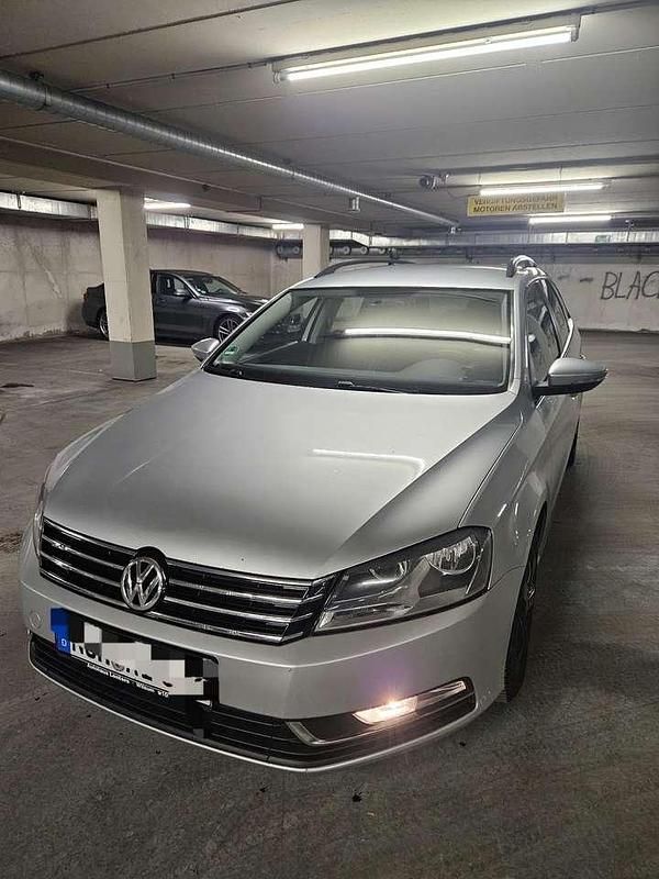 Gebraucht VW Passat Trendline 140 PS (102 kW) 2014 Grau Kombi