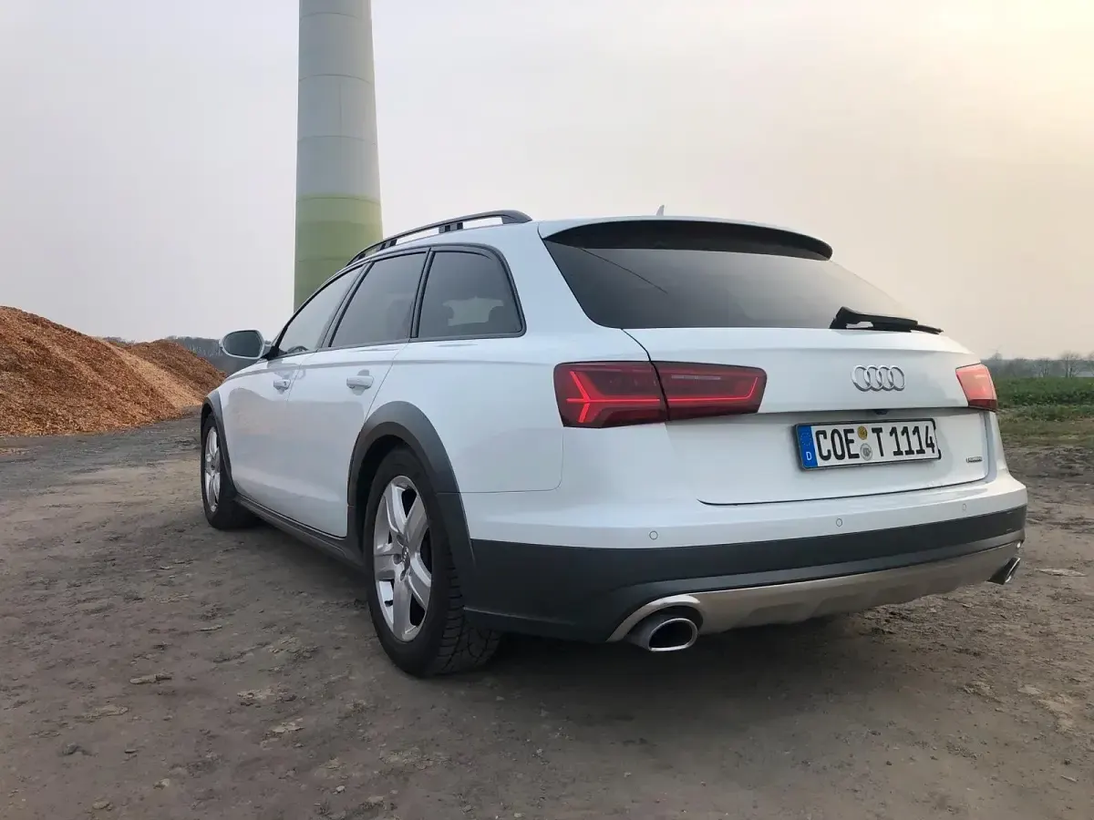 Używany Audi A6 Allroad 320 KM (235 kW) 2015 Biały Kombi