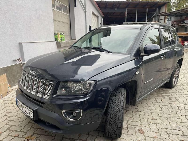 Gebraucht Jeep Compass 163 PS (119 kW) 2013 SUV