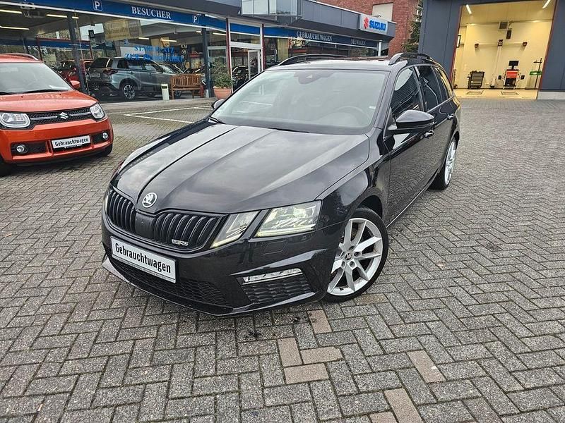 Schwarz Gebraucht 2017 Skoda Octavia RS Kombi | 21.900 € (Teuer) - Bild 1/4