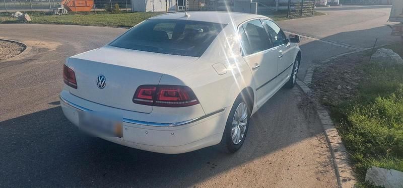 Usado VW Phaeton 239 HP (175 kW) 2013 Branco Sedan