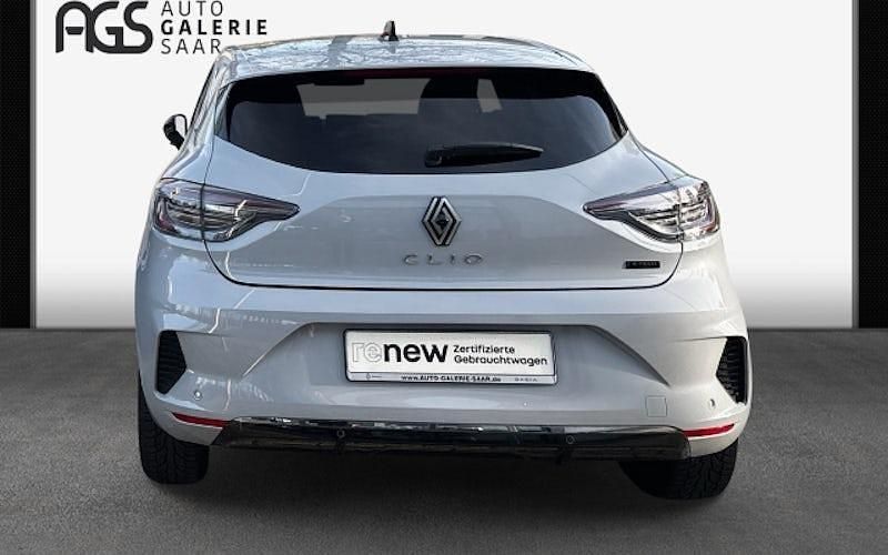 Gebraucht Renault Clio V Techno 143 PS (105 kW) 2024 Grau Limousine