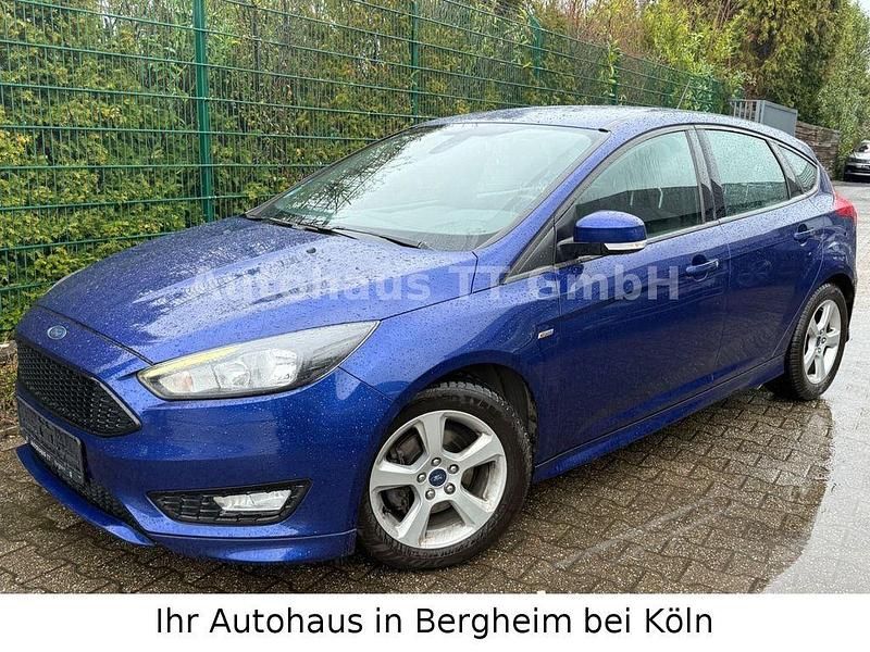 Gebraucht Ford Focus ST-Line 125 PS (91 kW) 2018 Blau Limousine