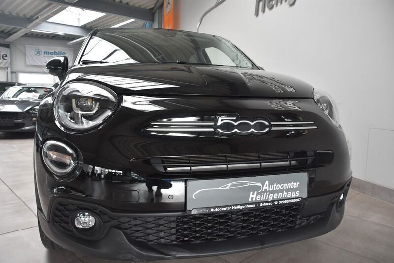 Schwarz Gebraucht 2023 Fiat 500X Club SUV | 18.780 € (Superpreis) - Bild 1/4