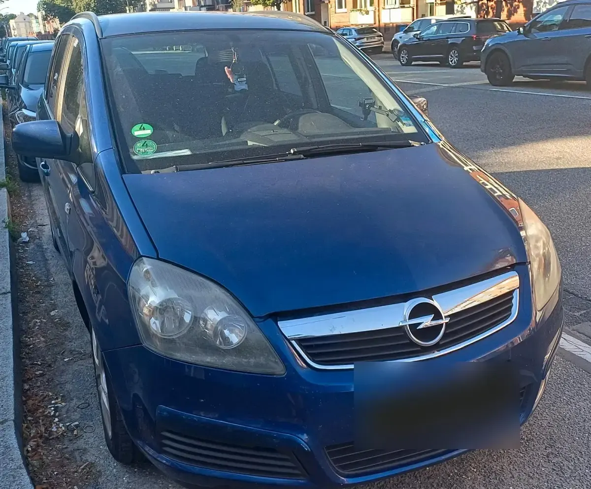 Gebraucht Opel Zafira 120 PS (88 kW) 2010 Blau Van / Kleinbus