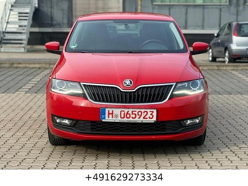Gebraucht Skoda Rapid Ambition 90 PS (66 kW) 2017 Rot Kleinwagen