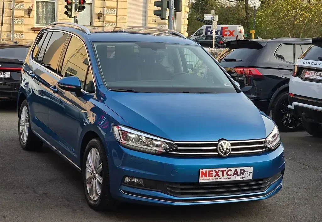Gebraucht VW Touran Highline 150 PS (110 kW) 2018 Blau Van / Kleinbus