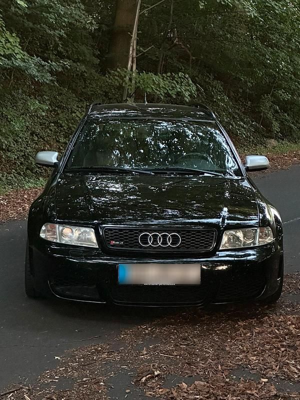 Usado Audi RS4 Performance 381 HP (280 kW) 2001 Preto Carrinha