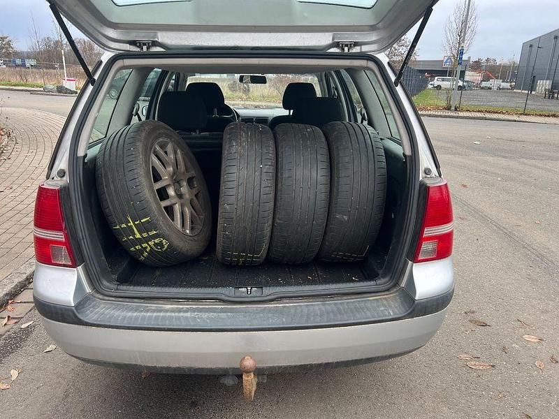 Gebraucht VW Golf IV Ocean 101 PS (74 kW) 2005 Silber Kombi