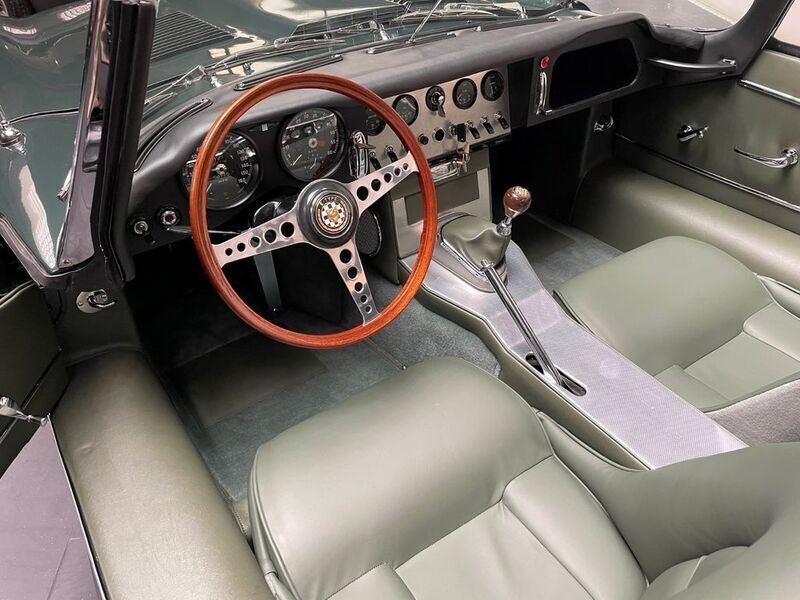 Gebraucht Jaguar E-Type 269 PS (197 kW) 1961 Grün Cabrio