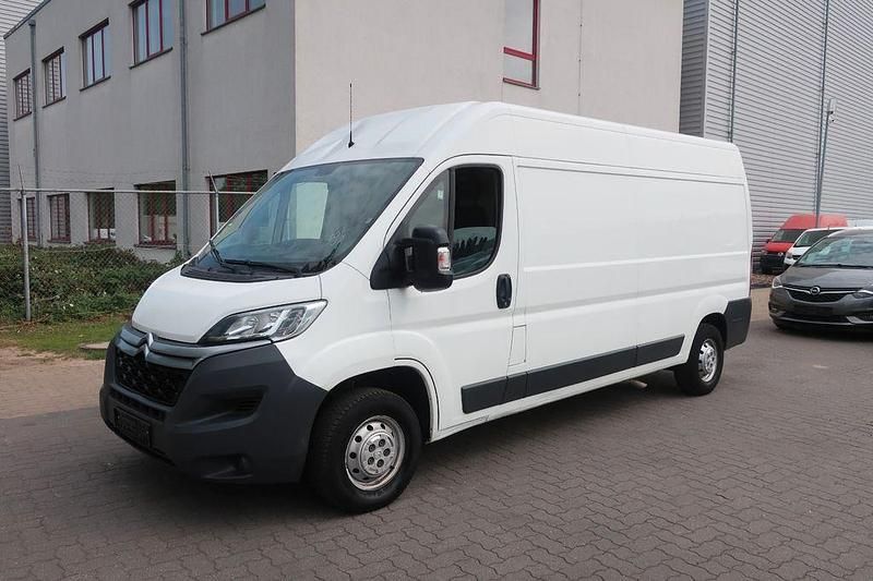 Weiß Gebraucht 2016 Citroën Jumper Profi Van / Kleinbus | 9.400 € (Fairer Preis) - Bild 1/4