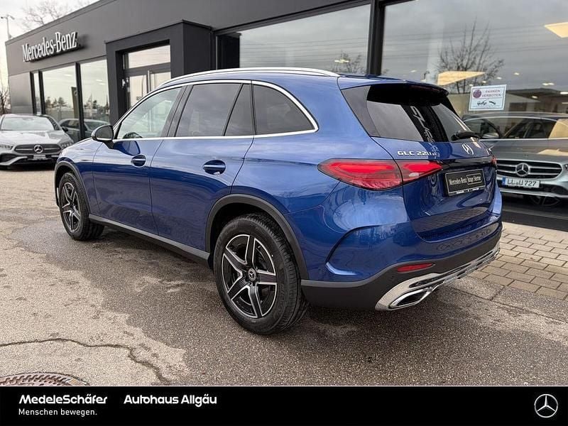 Gebraucht Mercedes GLC220 AMG line 197 PS (144 kW) 2026 Lack spektralblau SUV
