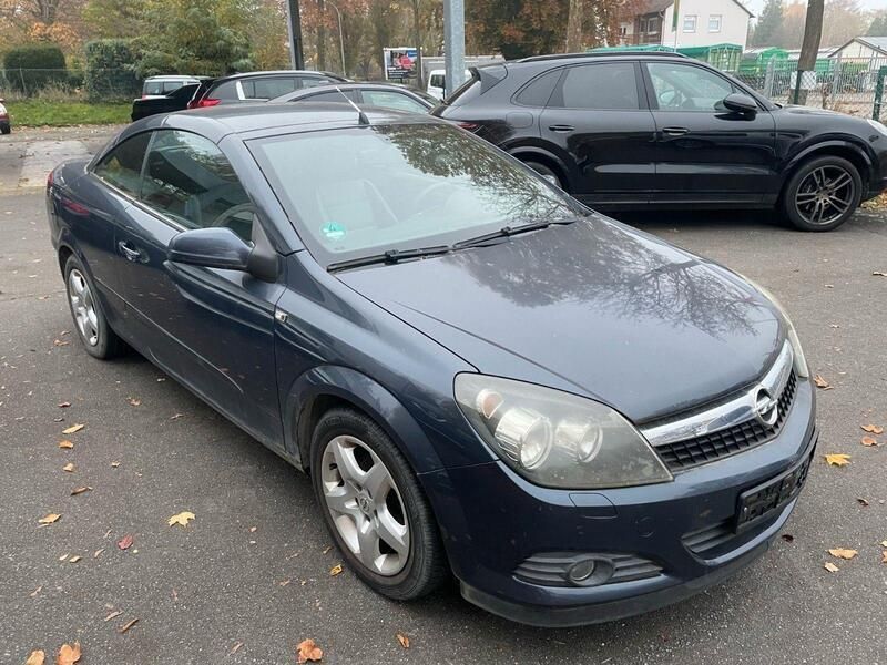 Grau Gebraucht 2007 Opel Astra Cabriolet Cosmo Cabrio | 990 € - Bild 1/4
