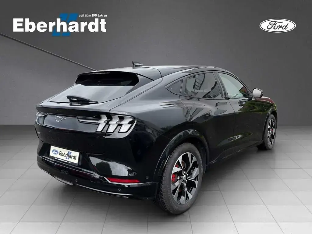 Gebraucht Ford Mustang Mach-E 197 kW (269 PS) 2022 Iridiumschwarz metallic SUV