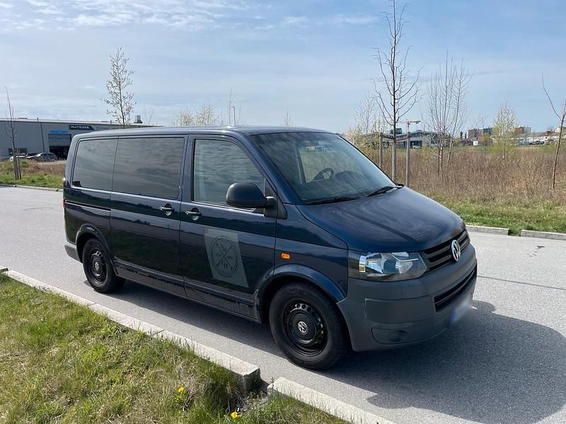 Gebraucht VW Transporter 102 PS (75 kW) 2012 Van