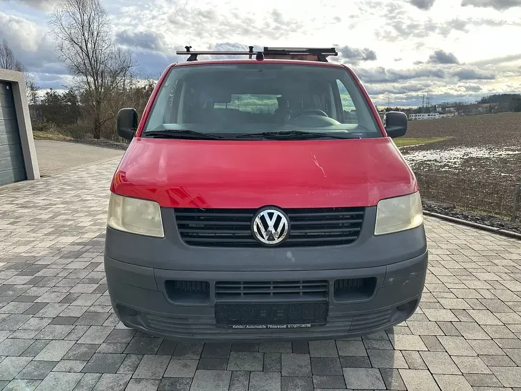 Käytetty VW Transporter 102 HP (75 kW) 2008 Punainen Van