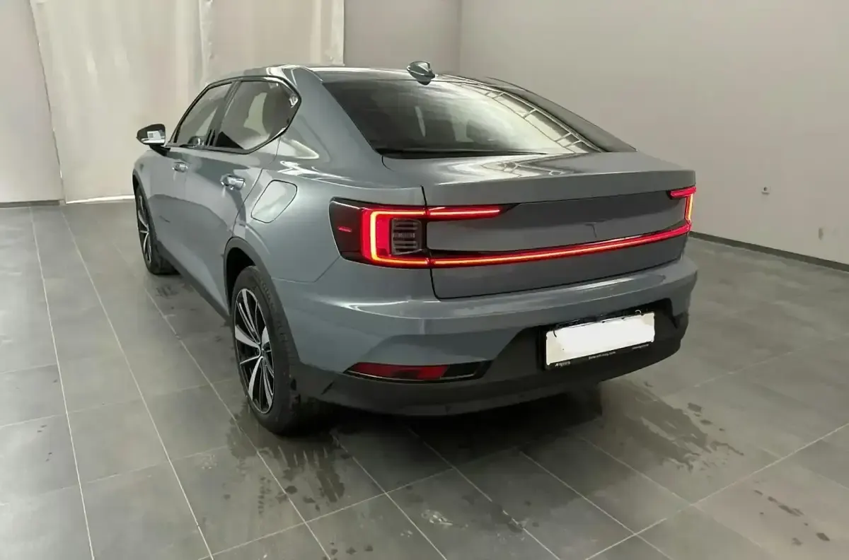 Gebraucht Polestar 2 169 kW (231 PS) 2022 Silber / grau Kleinwagen