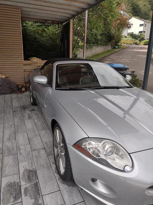 Silber Gebraucht 2007 Jaguar XK Cabrio | 19.250 € (Fairer Preis) - Bild 1/4