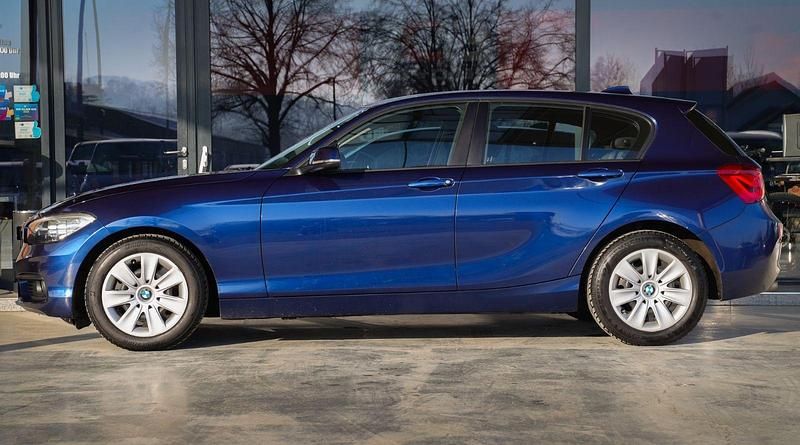 Gebraucht BMW 118 Advantage 136 PS (100 kW) 2018 Blau Kleinwagen