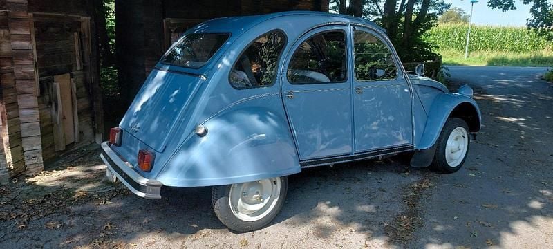 Blau Gebraucht 1987 Citroën 2CV Limousine | 16.800 € - Bild 1/4
