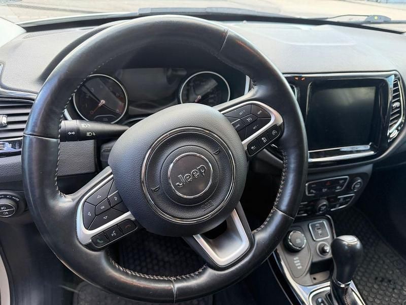 Gebraucht Jeep Compass Limited 170 PS (125 kW) 2018 Weiß SUV