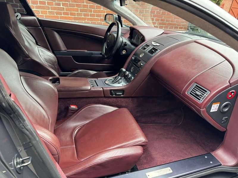 Gebraucht Aston Martin V8 385 PS (283 kW) 2006 Grau Coupé