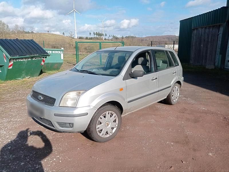 Gebraucht Ford Fusion 80 PS (58 kW) 2003 Silber Kleinwagen