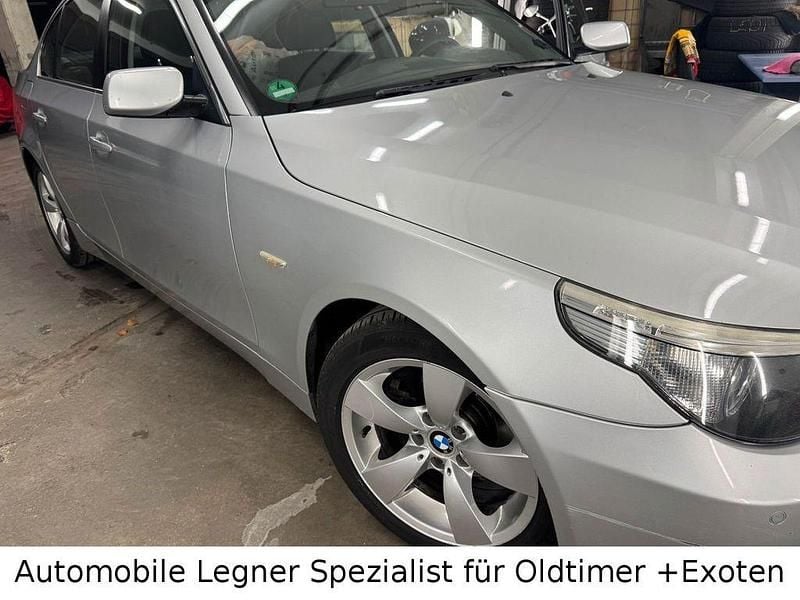 Gebraucht BMW 520 170 PS (125 kW) 2004 Silber Limousine