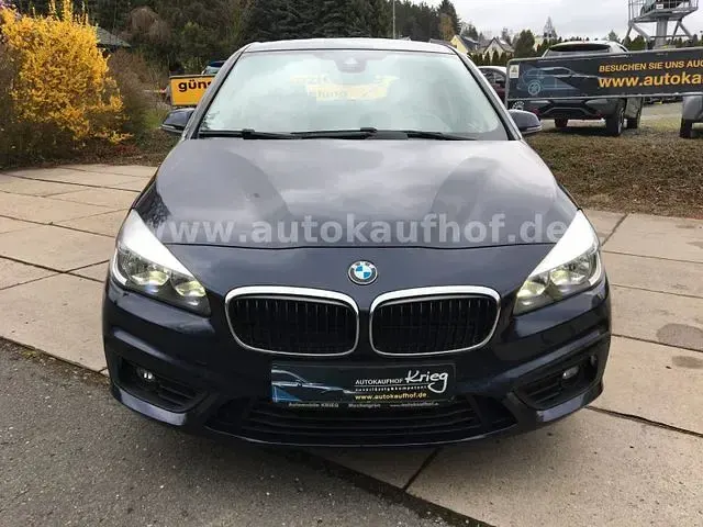 Gebraucht BMW 218 Active Tourer 150 PS (110 kW) 2015 Blau (imperialblau) Van / Kleinbus