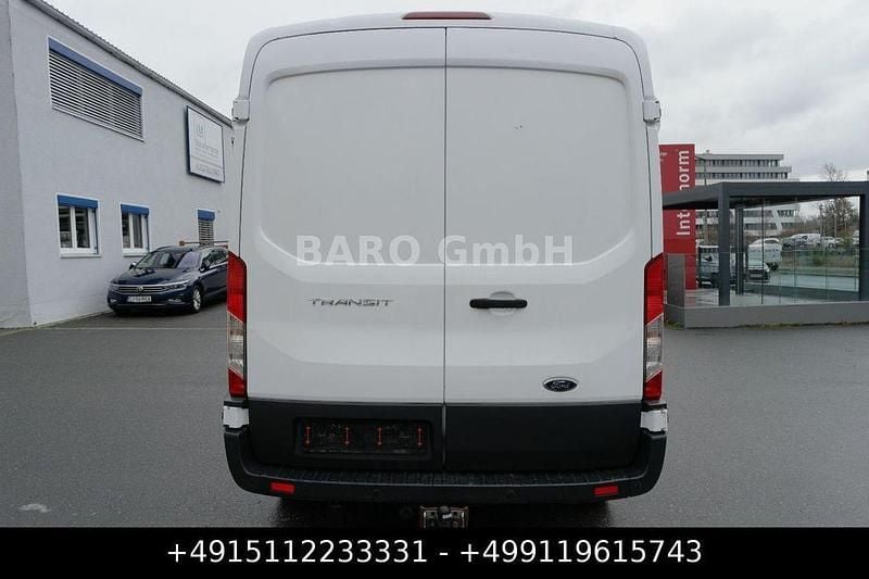 Gebraucht Ford Transit Trend 131 PS (96 kW) 2019 Weiß Van / Kleinbus