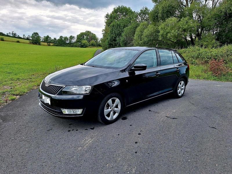 Schwarz Gebraucht 2014 Skoda Rapid Limousine | 8.400 € (Etwas zu teuer) - Bild 1/4