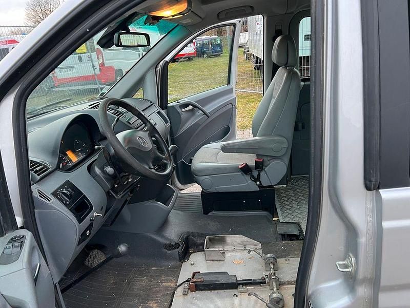 Gebraucht Mercedes Viano 116 PS (85 kW) 2008 Silber Van / Kleinbus