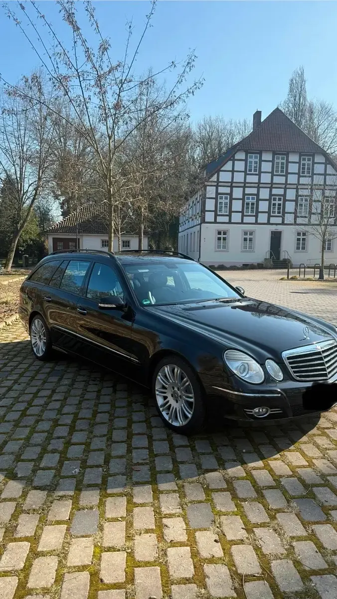 Gebraucht Mercedes E320 Sport 224 PS (164 kW) 2008 Schwarz Kombi